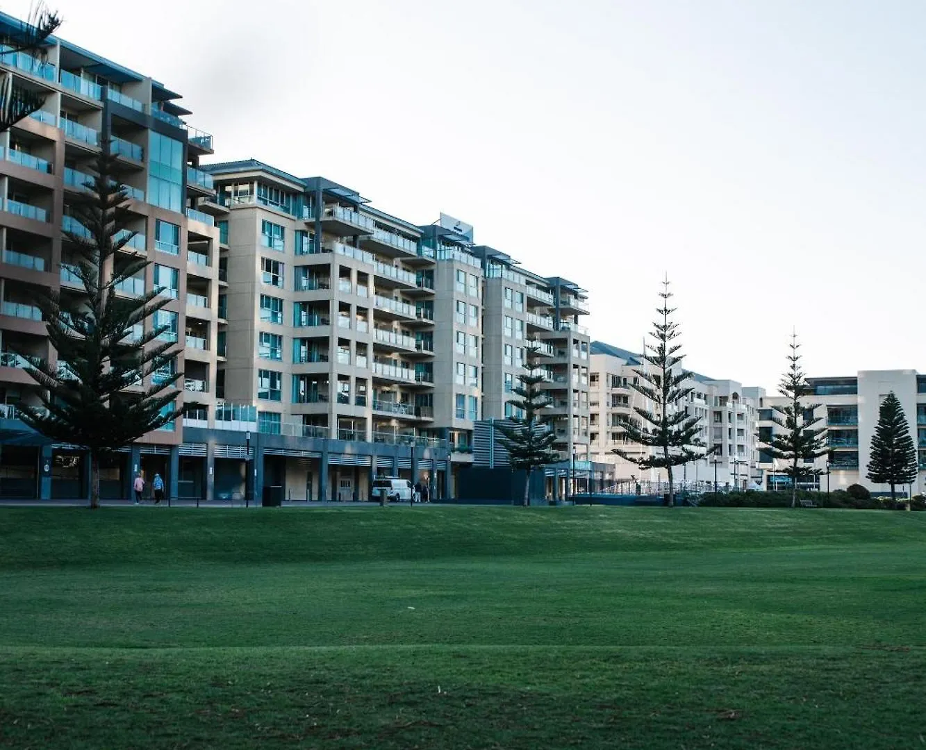 Belle Escapes - Sunny Siesta At Glenelg Apartment 0*,  Australia